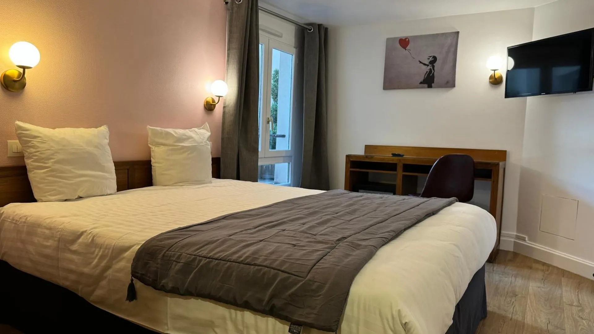 Hotel Du Leman Paris