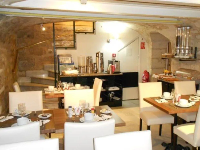 Du Leman Hotel